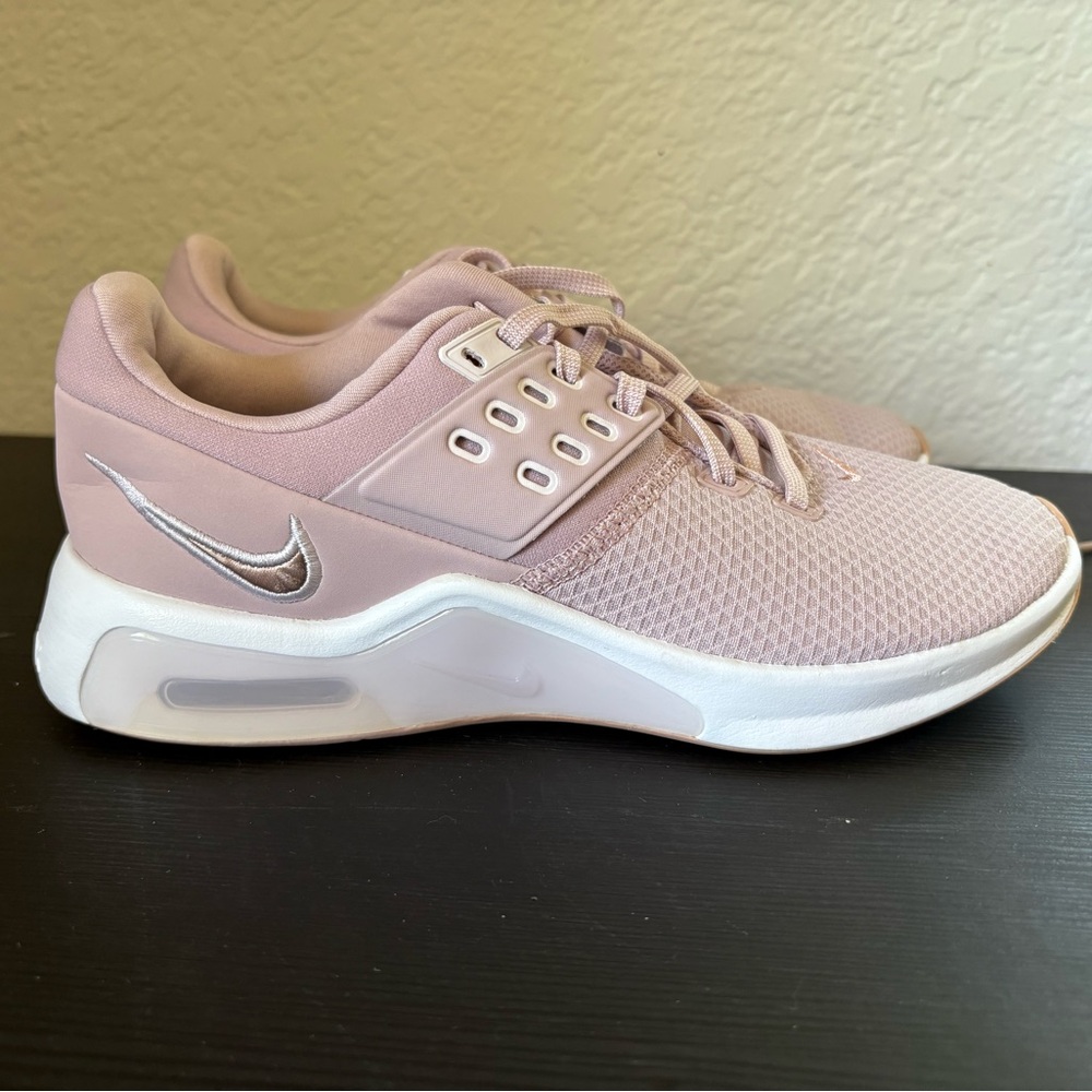 Nike Women's Soft Pink Sneakers